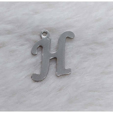 Selyemsodrony karkötő H betű medállal